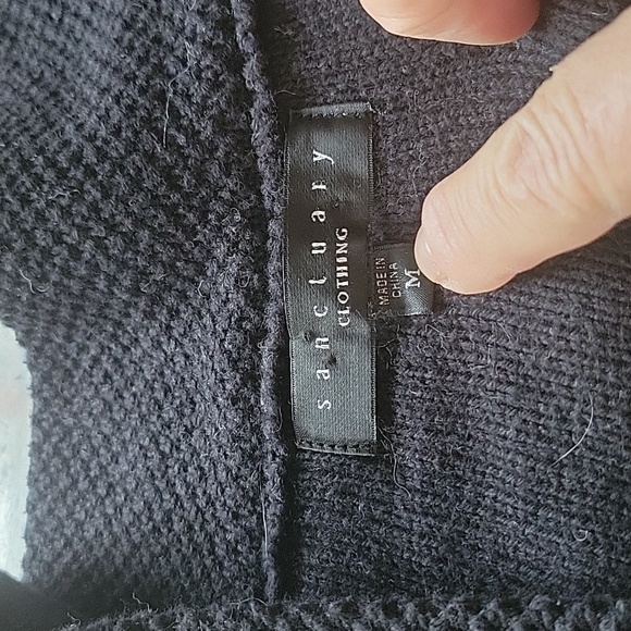 Men's 100%cotton sweater. Heavy weight. Size Medium. - Picture 2 of 3